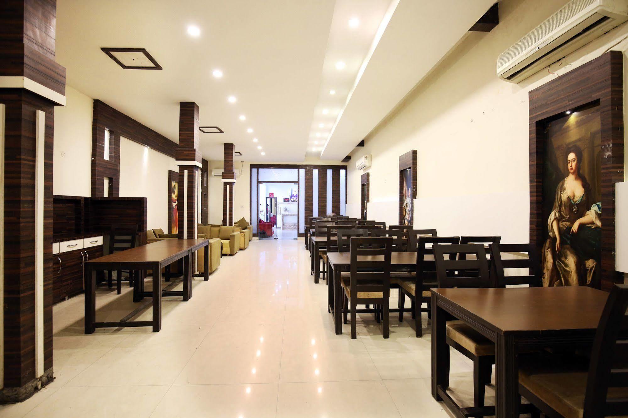 Hotel Mm Yellowuds Amritsar Extérieur photo