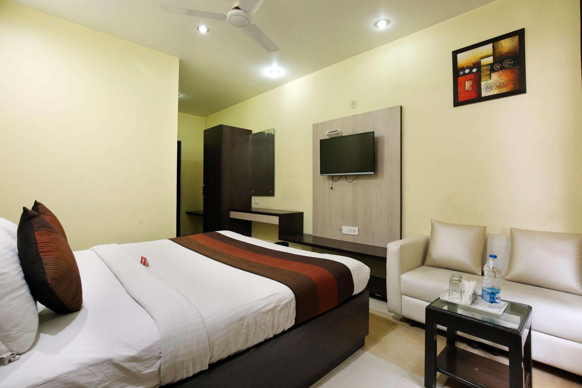 Hotel Mm Yellowuds Amritsar Extérieur photo