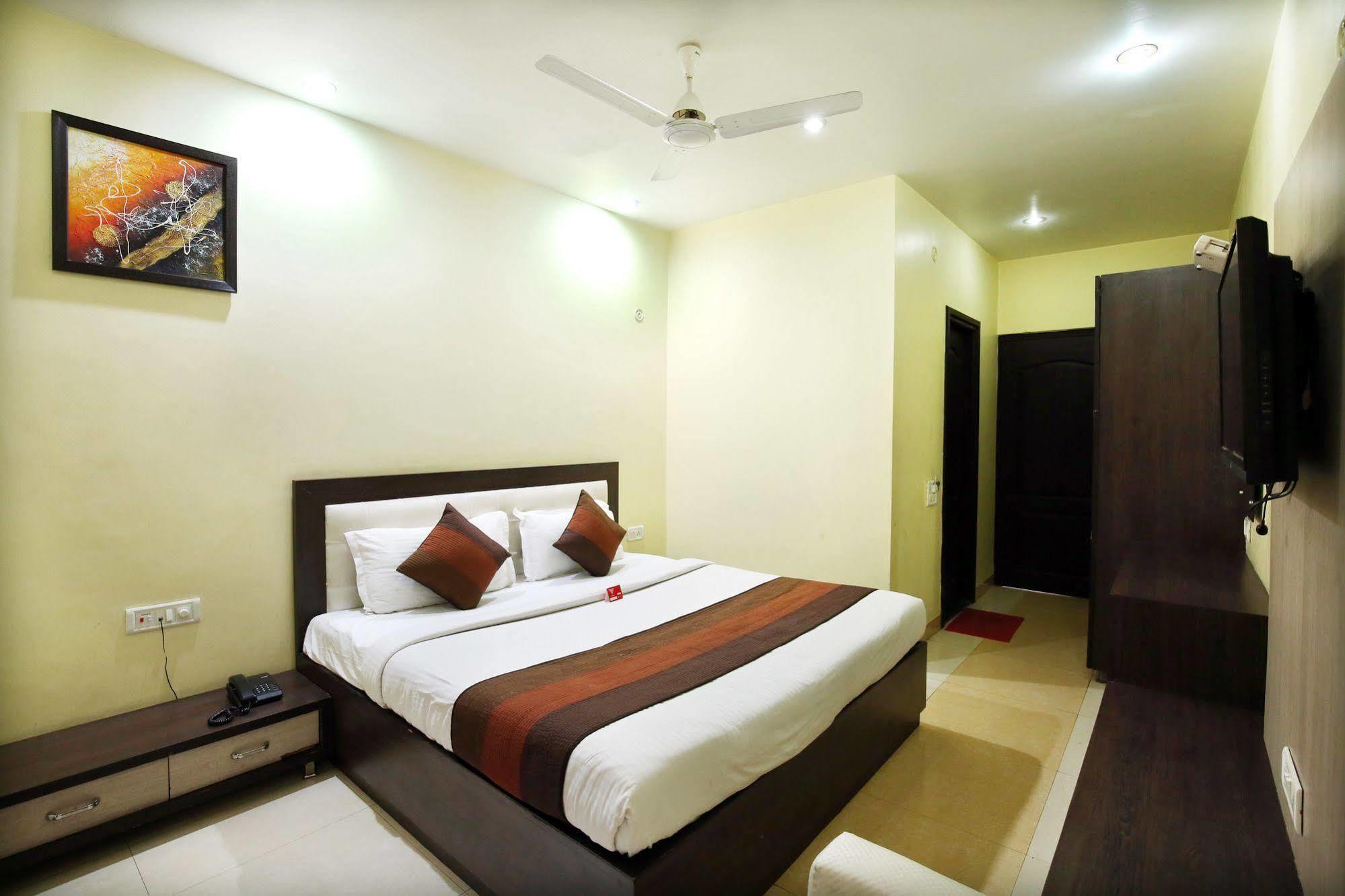 Hotel Mm Yellowuds Amritsar Extérieur photo